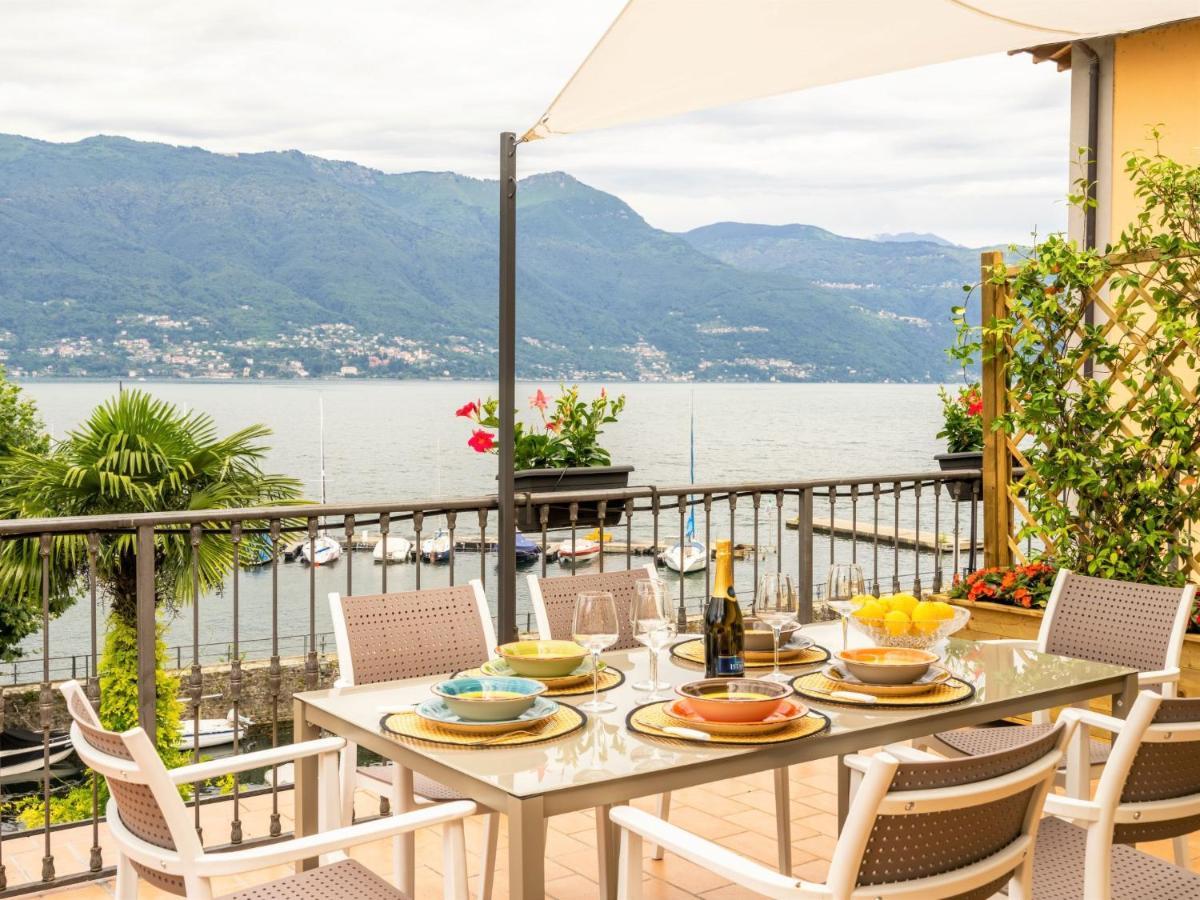 Apartment Verde By Interhome Porto Valtravaglia Eksteriør billede