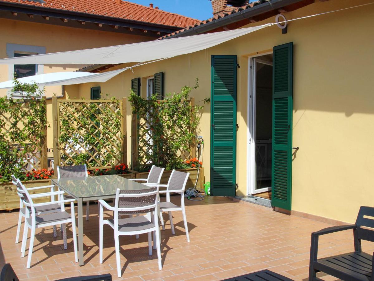 Apartment Verde By Interhome Porto Valtravaglia Eksteriør billede