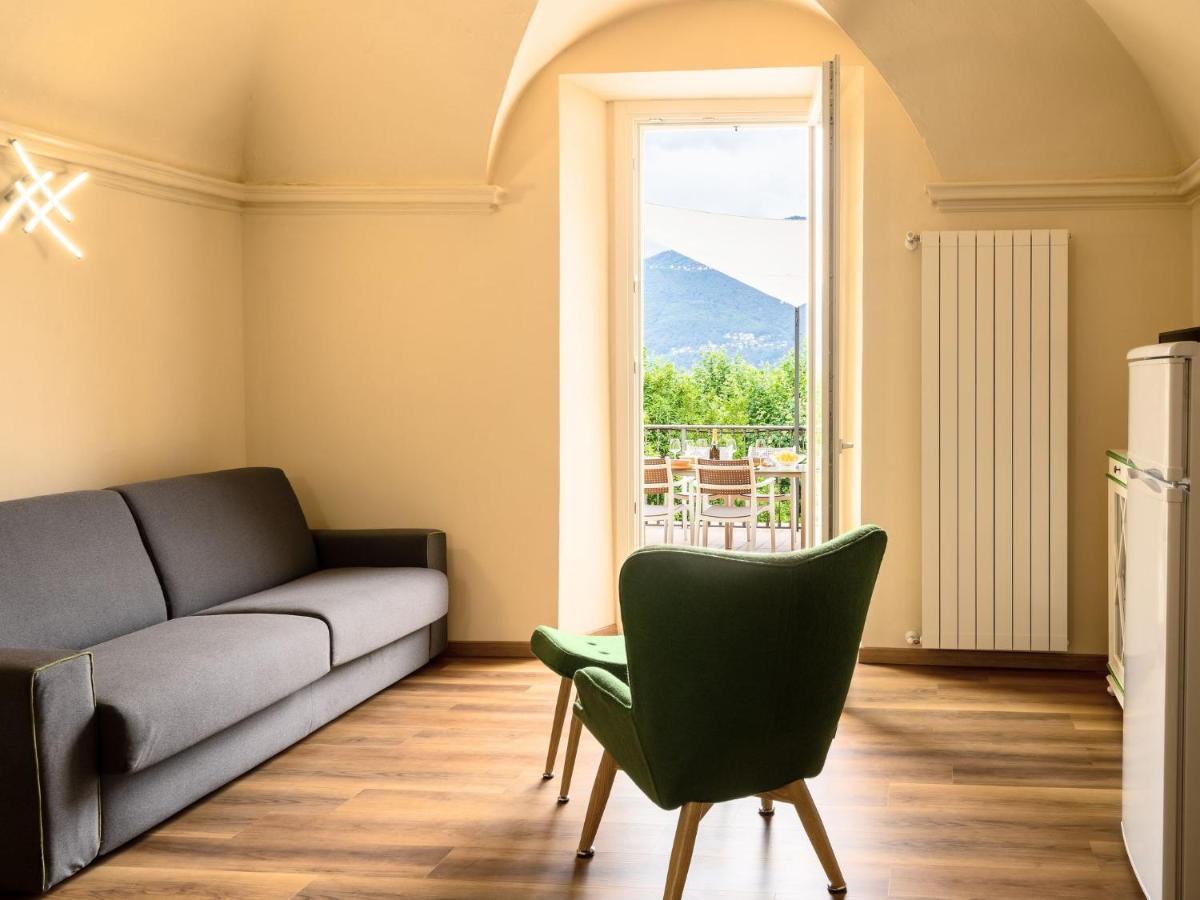 Apartment Verde By Interhome Porto Valtravaglia Eksteriør billede