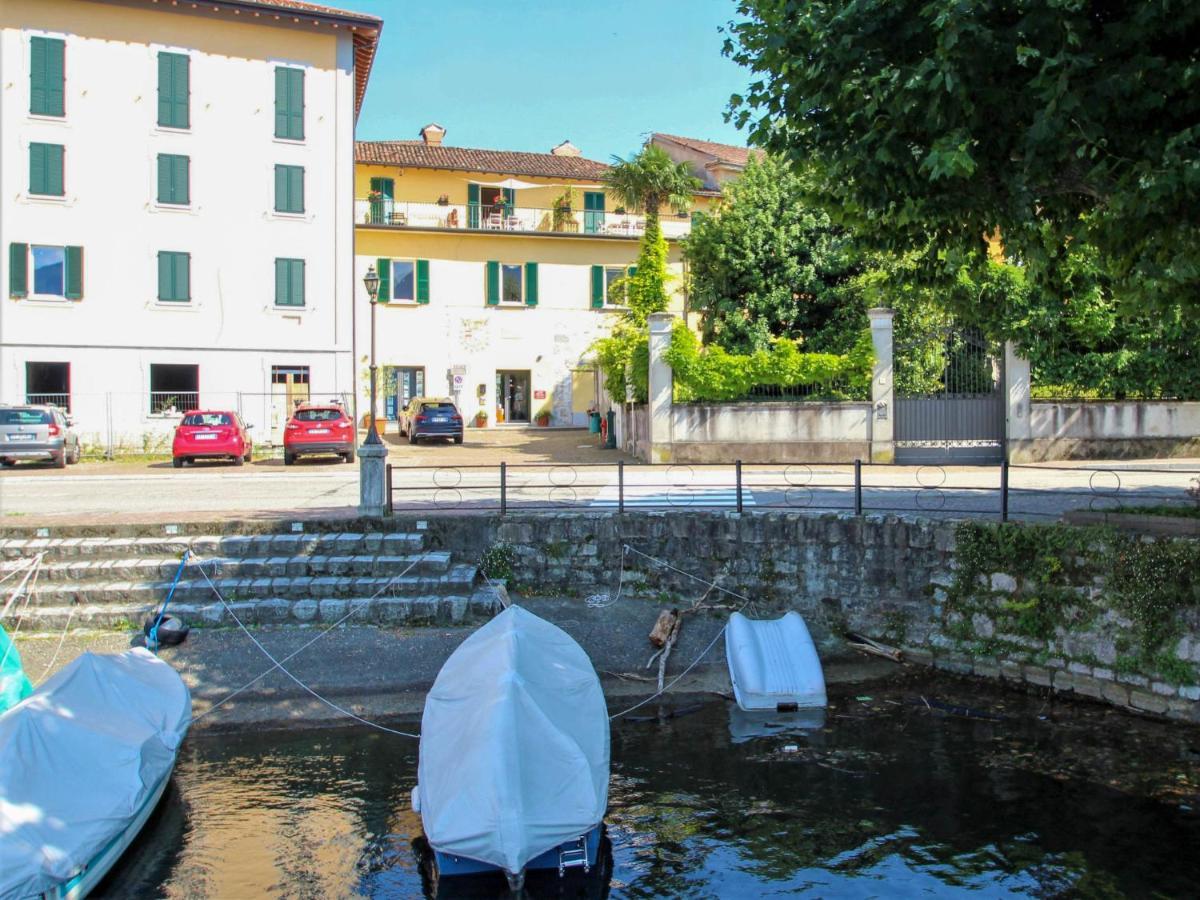 Apartment Verde By Interhome Porto Valtravaglia Eksteriør billede