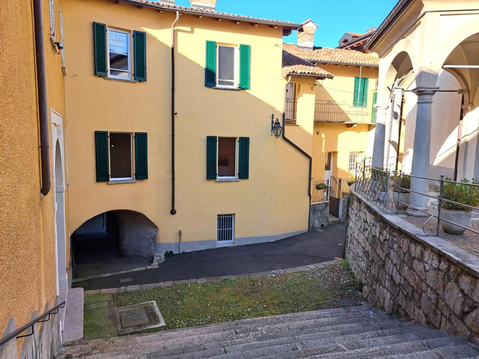 Apartment Verde By Interhome Porto Valtravaglia Eksteriør billede